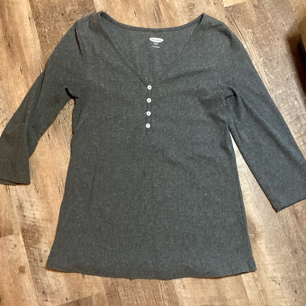 Old Navy V neck quarter sleeve cotton top size small